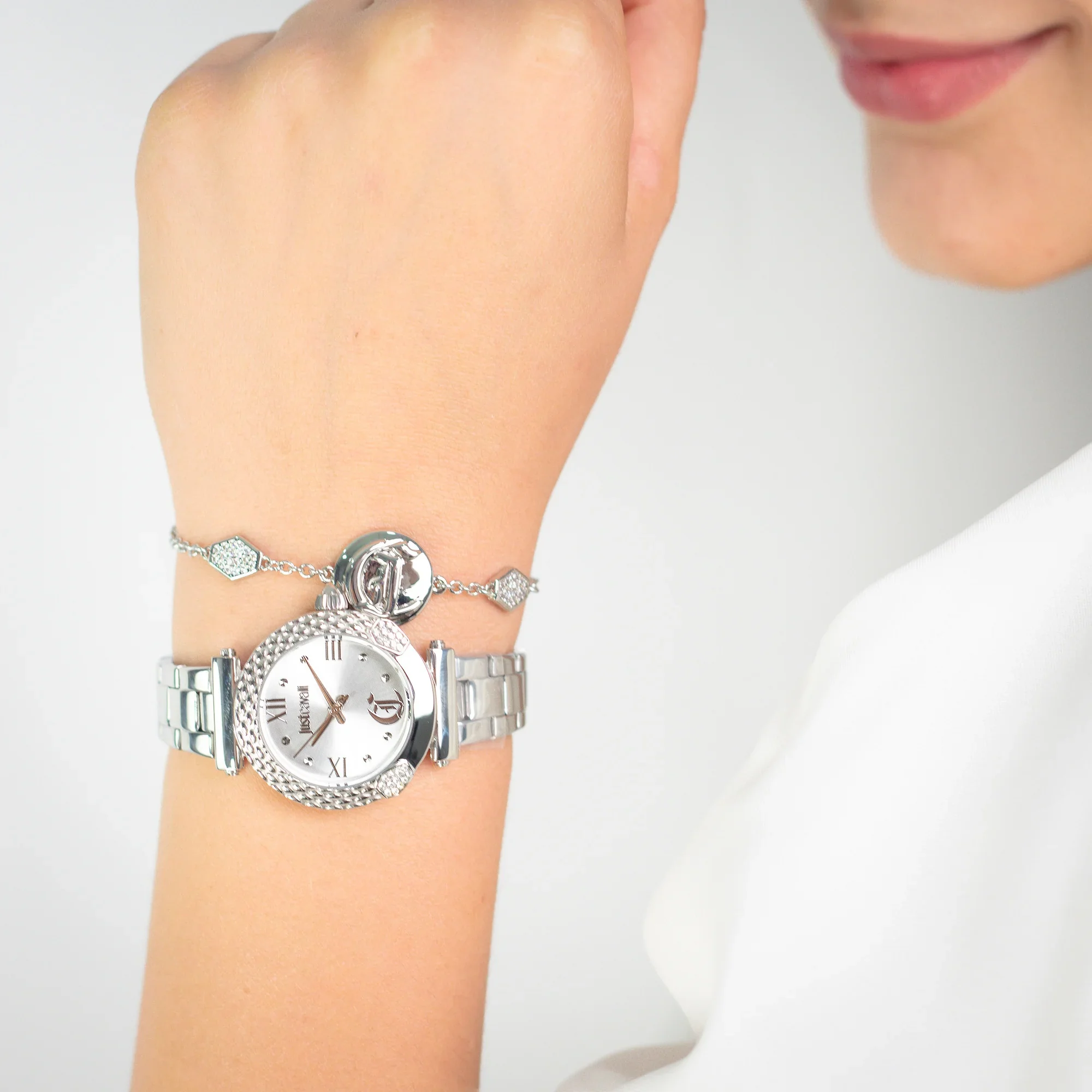 Curiosa Silver - Image 2